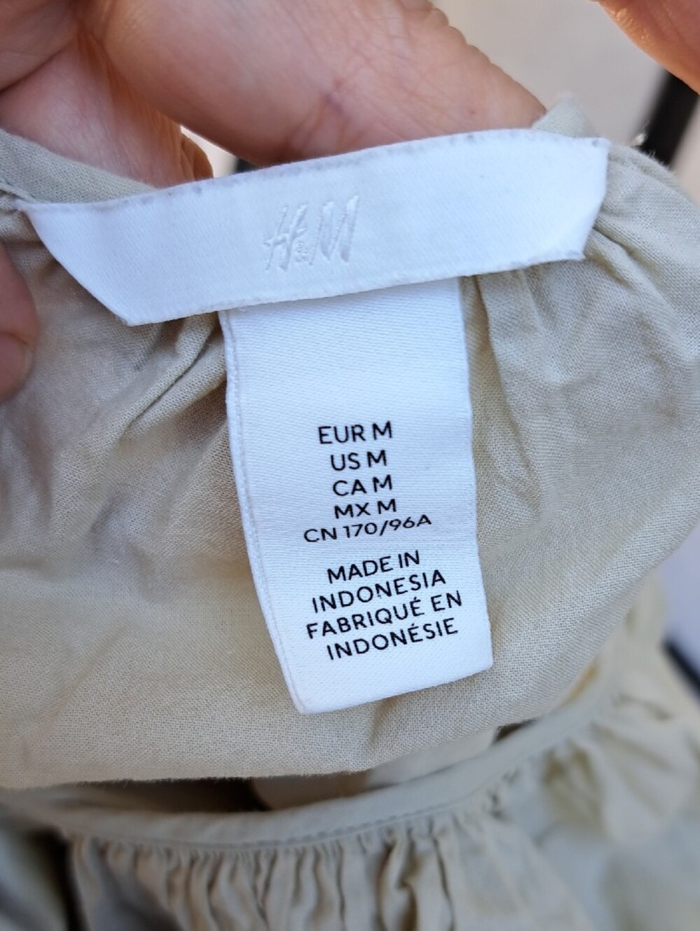 H&M Light Cream Long Sleeve Maxi Dress - Picture 6 of 10